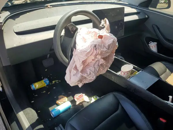 5YJ3E1EA3SF921123 2025 TESLA MODEL 3 - Image 8