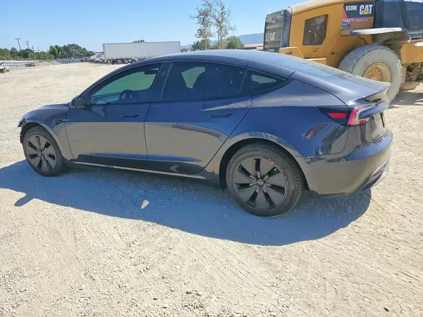 5YJ3E1EA3SF950959 2025 TESLA MODEL 3 - Image 2