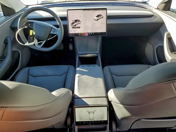 5YJ3E1EA3SF966028 2025 TESLA MODEL 3 - Image 8