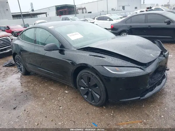 5YJ3E1EA3SF972055 2025 TESLA MODEL 3 - Image 1