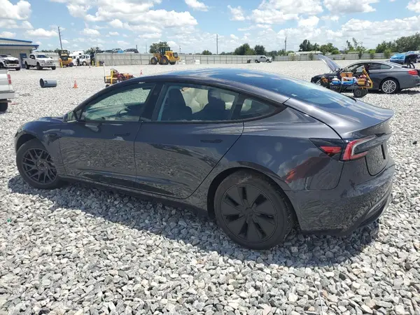 5YJ3E1EA3SF975134 2025 TESLA MODEL 3 - Image 2