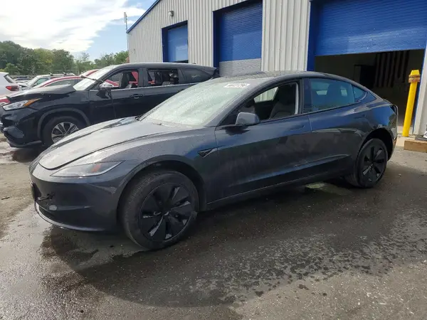 5YJ3E1EA3SF977238 2025 TESLA MODEL 3 - Image 1