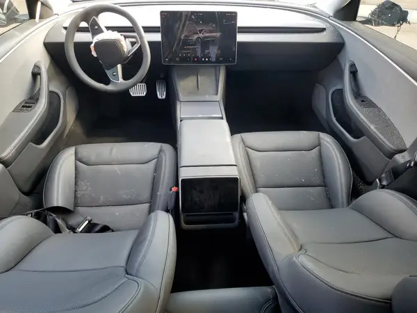 5YJ3E1EA3SF979152 2025 TESLA MODEL 3 - Image 8