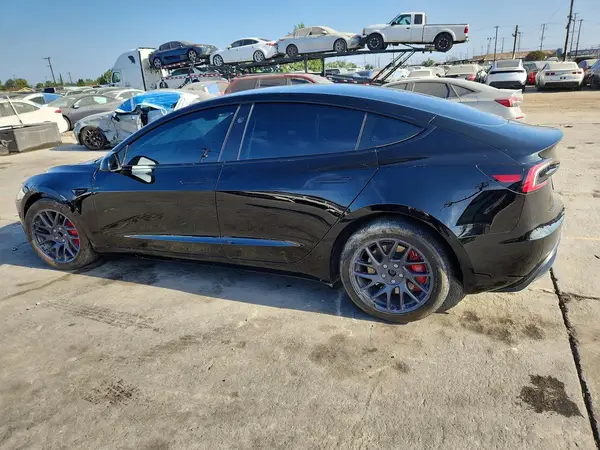 5YJ3E1EA3SF980608 2025 TESLA MODEL 3 - Image 2
