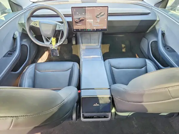 5YJ3E1EA3SF980608 2025 TESLA MODEL 3 - Image 8
