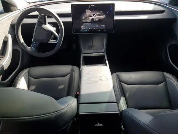 5YJ3E1EA3SF985517 2025 TESLA MODEL 3 - Image 8