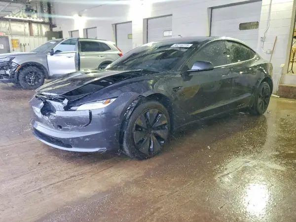 5YJ3E1EA3SF985811 2025 TESLA MODEL 3 - Image 1