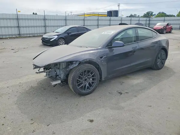 5YJ3E1EA3SF993097 2025 TESLA MODEL 3 - Image 1