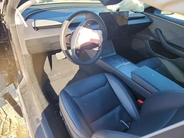 5YJ3E1EA3SF994721 2025 TESLA MODEL 3 - Image 8