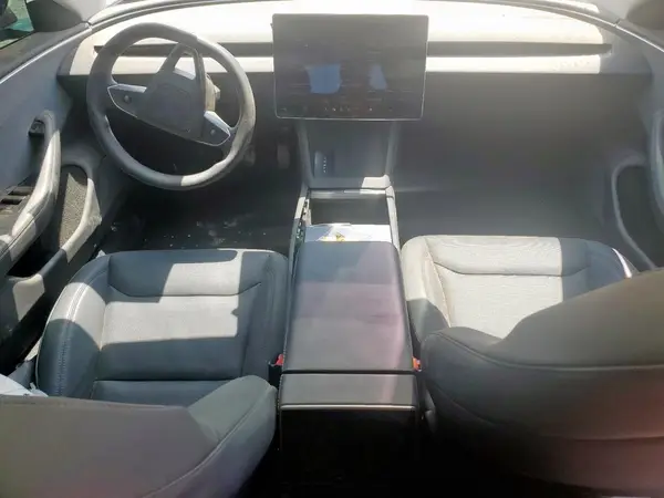 5YJ3E1EA3SF997148 2025 TESLA MODEL 3 - Image 8