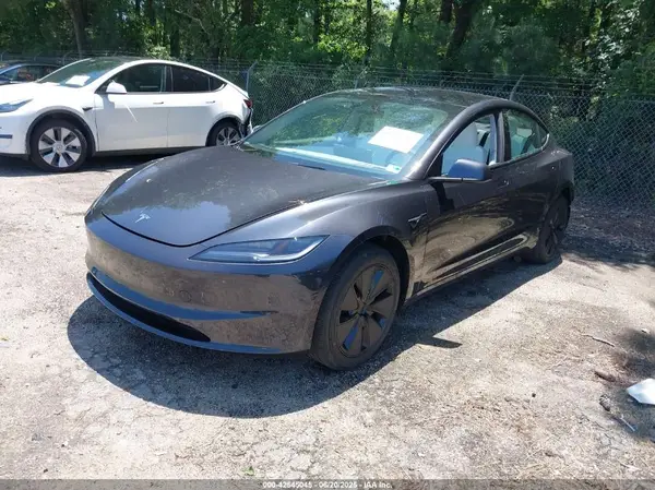 5YJ3E1EA3SF999157 2025 TESLA MODEL 3 - Image 2