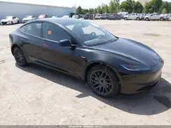 5YJ3E1EA3TF126588 2026 TESLA MODEL 3