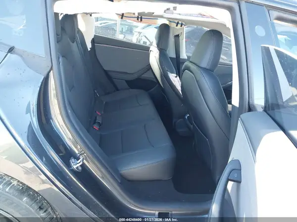 5YJ3E1EA3TF130091 2026 TESLA MODEL 3 - Image 8