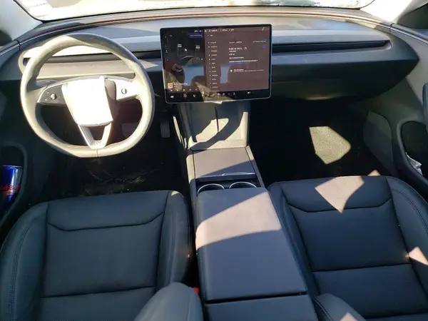 5YJ3E1EA3TF132083 2026 TESLA MODEL 3 - Image 8