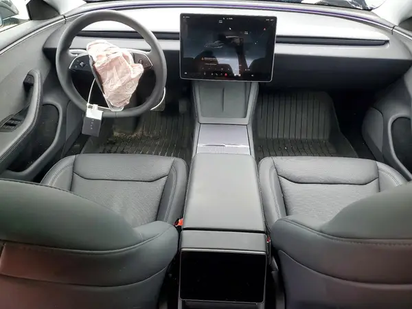 5YJ3E1EA3TF137056 2026 TESLA MODEL 3 - Image 8