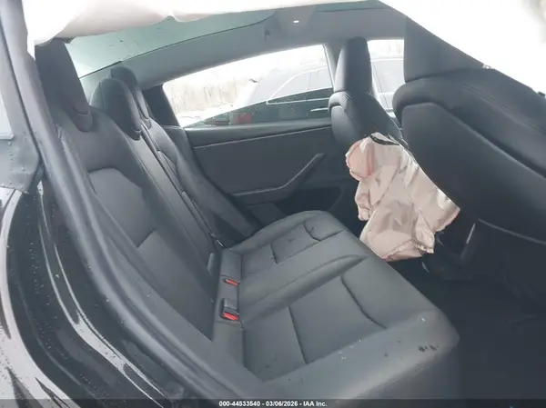 5YJ3E1EA3TF140555 2026 TESLA MODEL 3 - Image 8