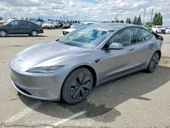 5YJ3E1EA3TF143018 2026 TESLA MODEL 3