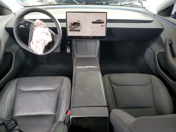 5YJ3E1EA3TF152284 2026 TESLA MODEL 3 - Image 8