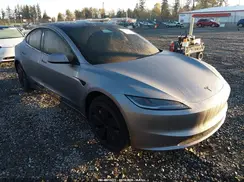 5YJ3E1EA3TF165066 2026 TESLA MODEL 3