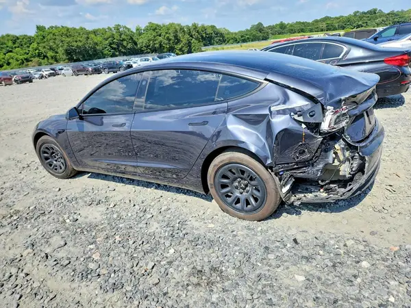 5YJ3E1EA3TF177198 2026 TESLA MODEL 3 - Image 2