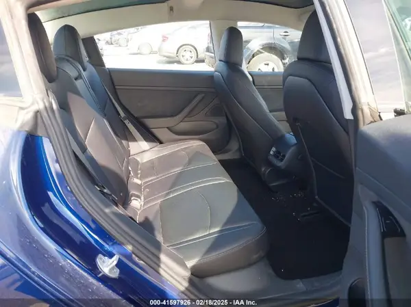 5YJ3E1EA4HF000103 2017 TESLA MODEL 3 - Image 8