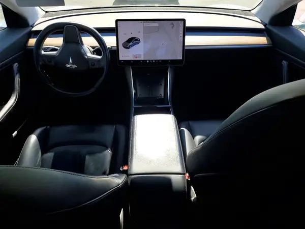 5YJ3E1EA4HF002496 2017 TESLA MODEL 3 - Image 8