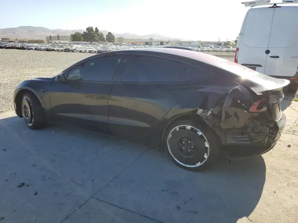 5YJ3E1EA4JF003265 2018 TESLA MODEL 3 - Image 2