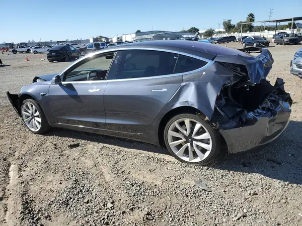 5YJ3E1EA4JF003346 2018 TESLA MODEL 3 - Image 2
