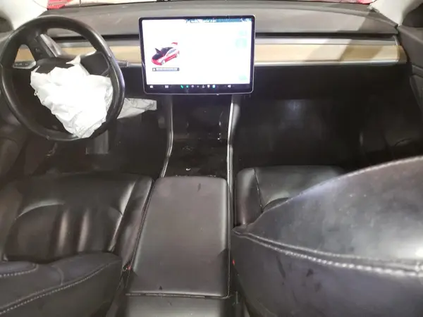 5YJ3E1EA4JF003606 2018 TESLA MODEL 3 - Image 8