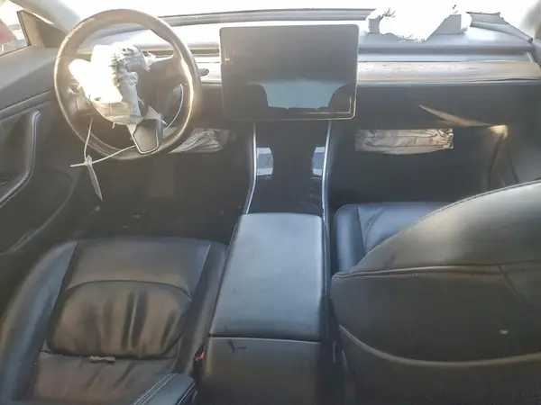 5YJ3E1EA4JF004626 2018 TESLA MODEL 3 - Image 8