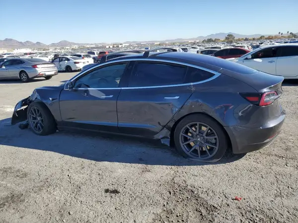 5YJ3E1EA4JF005078 2018 TESLA MODEL 3 - Image 2