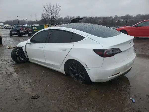 5YJ3E1EA4JF005694 2018 TESLA MODEL 3 - Image 2