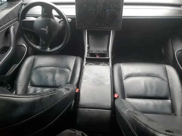5YJ3E1EA4JF005694 2018 TESLA MODEL 3 - Image 8