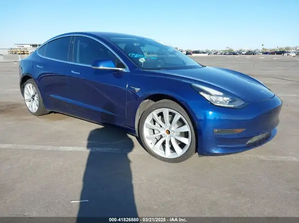 5YJ3E1EA4JF006361 2018 TESLA MODEL 3 - Image 1