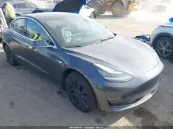5YJ3E1EA4JF006893 2018 TESLA MODEL 3
