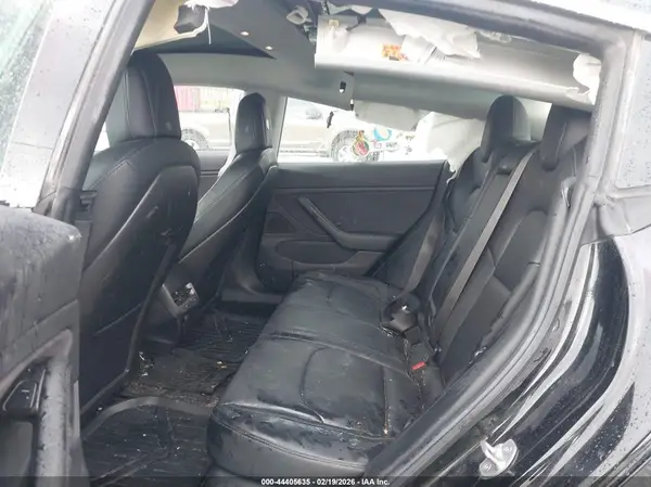 5YJ3E1EA4JF010135 2018 TESLA MODEL 3 - Image 8