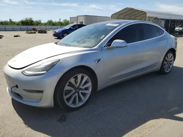 5YJ3E1EA4JF013522 2018 TESLA MODEL 3 - Image 1