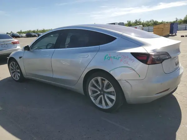 5YJ3E1EA4JF013522 2018 TESLA MODEL 3 - Image 2
