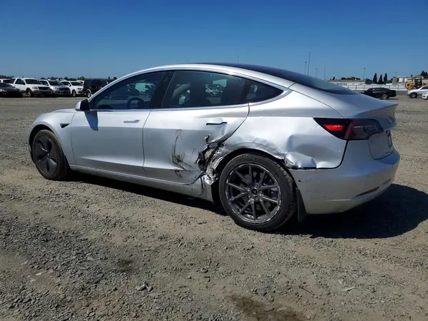 5YJ3E1EA4JF014234 2018 TESLA MODEL 3 - Image 2