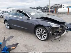 5YJ3E1EA4JF017604 2018 TESLA MODEL 3