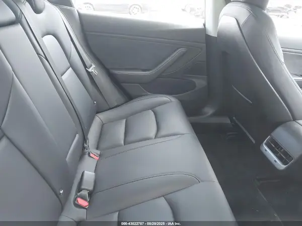 5YJ3E1EA4JF020065 2018 TESLA MODEL 3 - Image 8