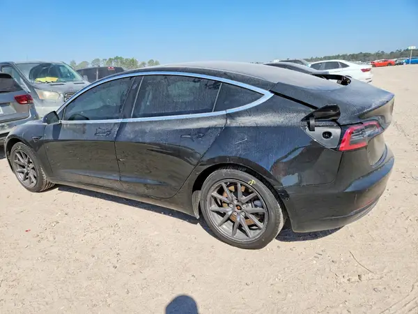 5YJ3E1EA4JF020910 2018 TESLA MODEL 3 - Image 2