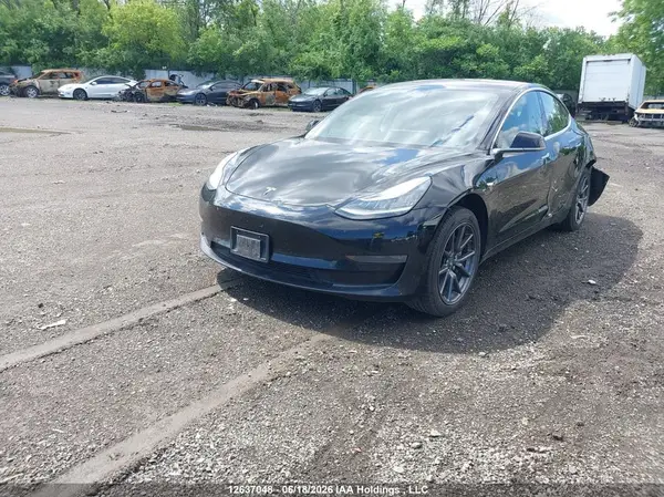 5YJ3E1EA4JF021023 2018 TESLA MODEL 3 - Image 2