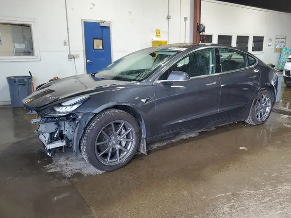 5YJ3E1EA4JF021751 2018 TESLA MODEL 3 - Image 1