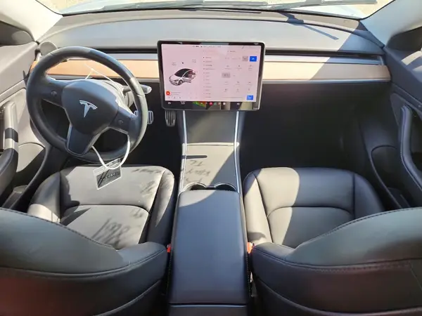 5YJ3E1EA4JF024357 2018 TESLA MODEL 3 - Image 8