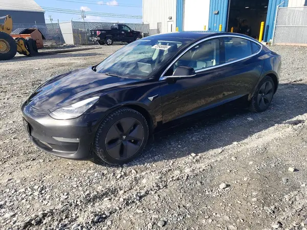 5YJ3E1EA4JF028358 2018 TESLA MODEL 3 - Image 1