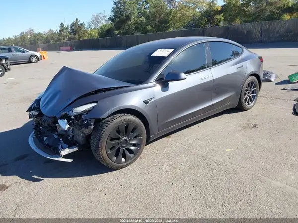 5YJ3E1EA4JF031566 2018 TESLA MODEL 3 - Image 2