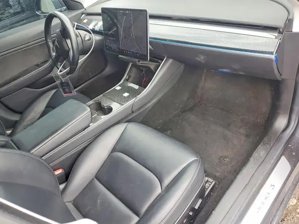 5YJ3E1EA4JF032023 2018 TESLA MODEL 3 - Image 8