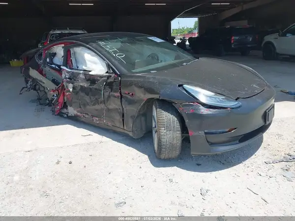 5YJ3E1EA4JF032135 2018 TESLA MODEL 3 - Image 1