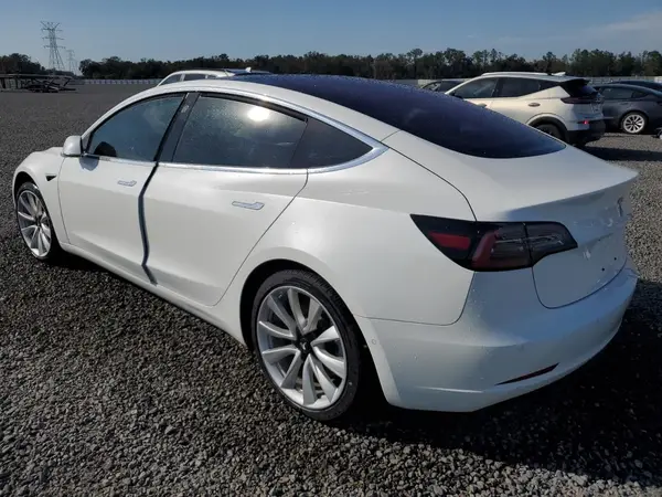 5YJ3E1EA4JF033012 2018 TESLA MODEL 3 - Image 2